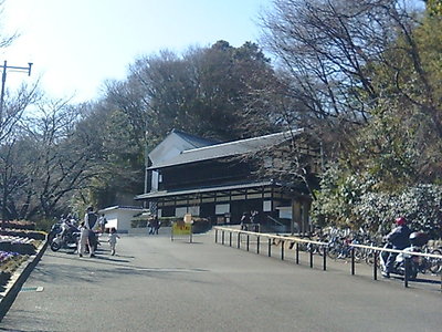 日本民家園の入口